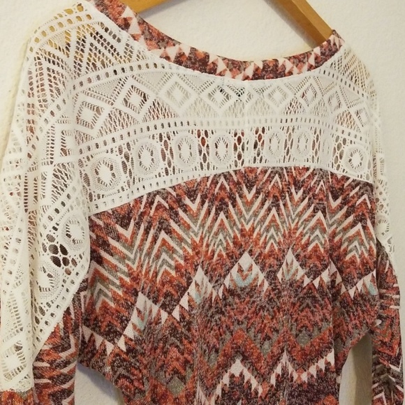 Almost famous top Shirt size L - Picture 5 of 5